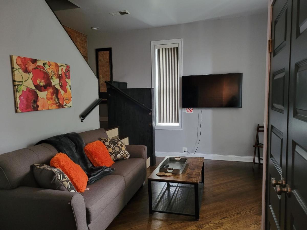 Modern Rustic Split Level With Balcony Apartamento Cincinnati Exterior foto