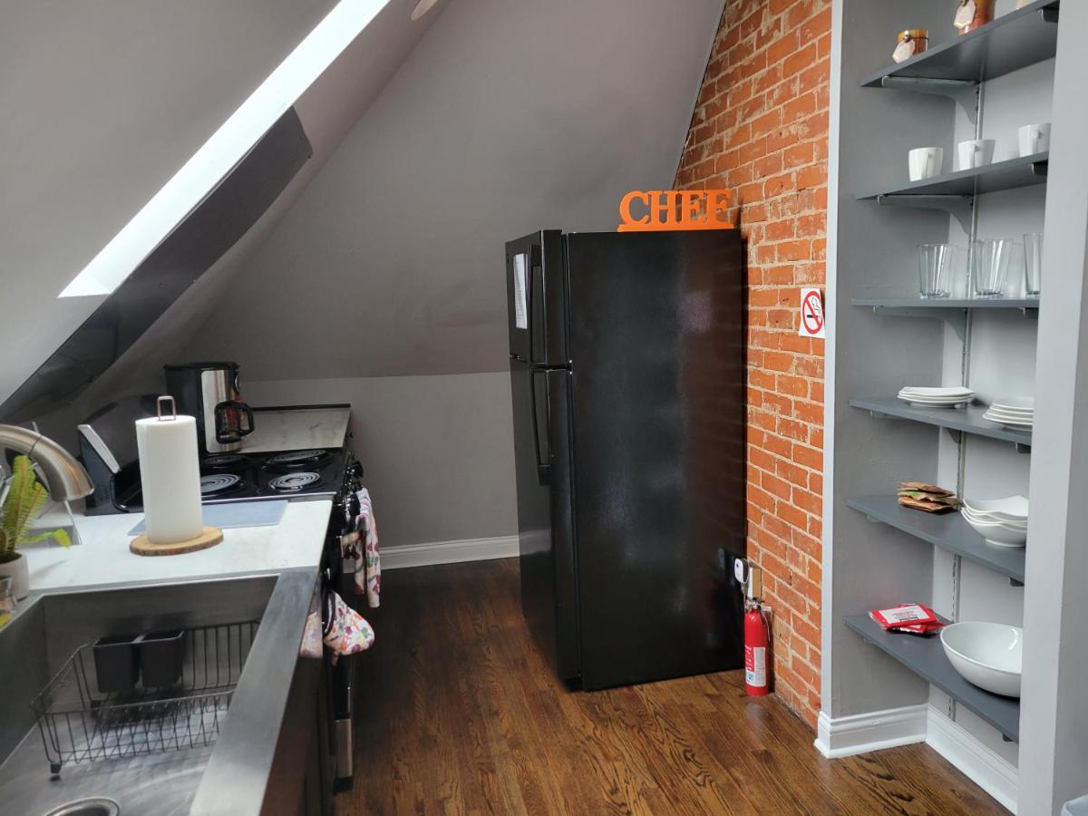 Modern Rustic Split Level With Balcony Apartamento Cincinnati Exterior foto