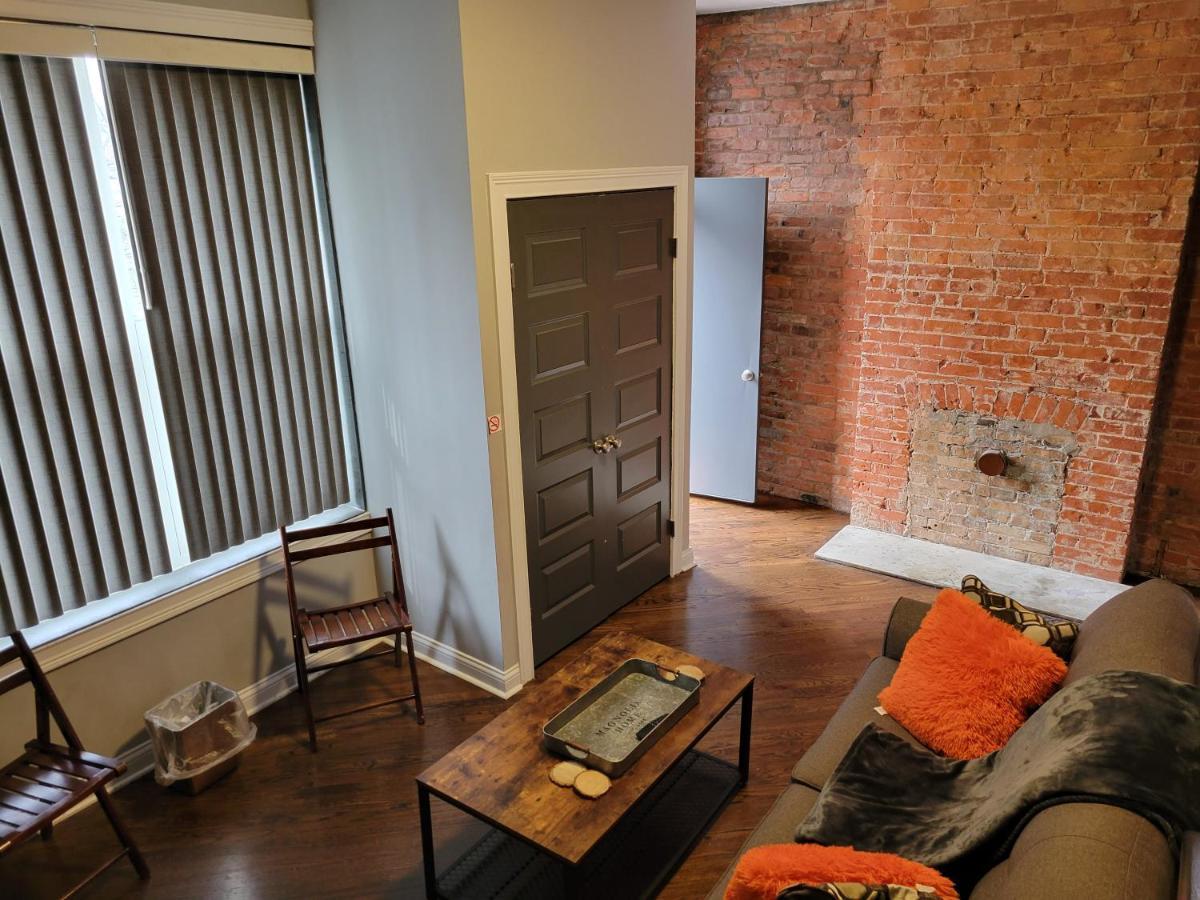Modern Rustic Split Level With Balcony Apartamento Cincinnati Exterior foto