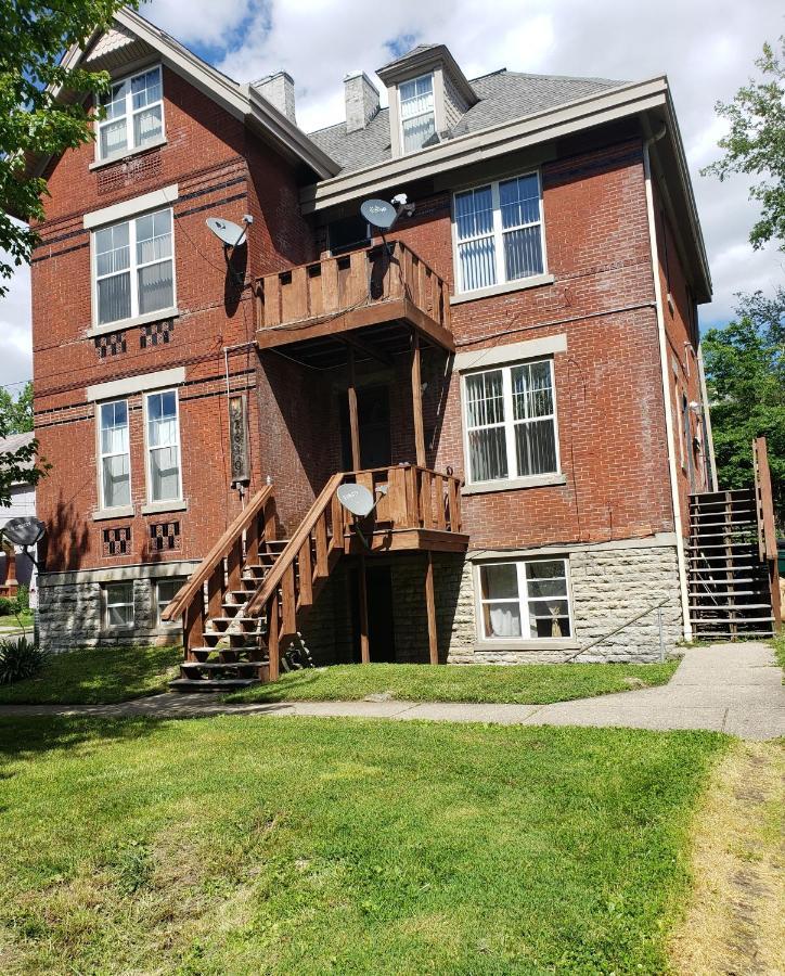 Modern Rustic Split Level With Balcony Apartamento Cincinnati Exterior foto